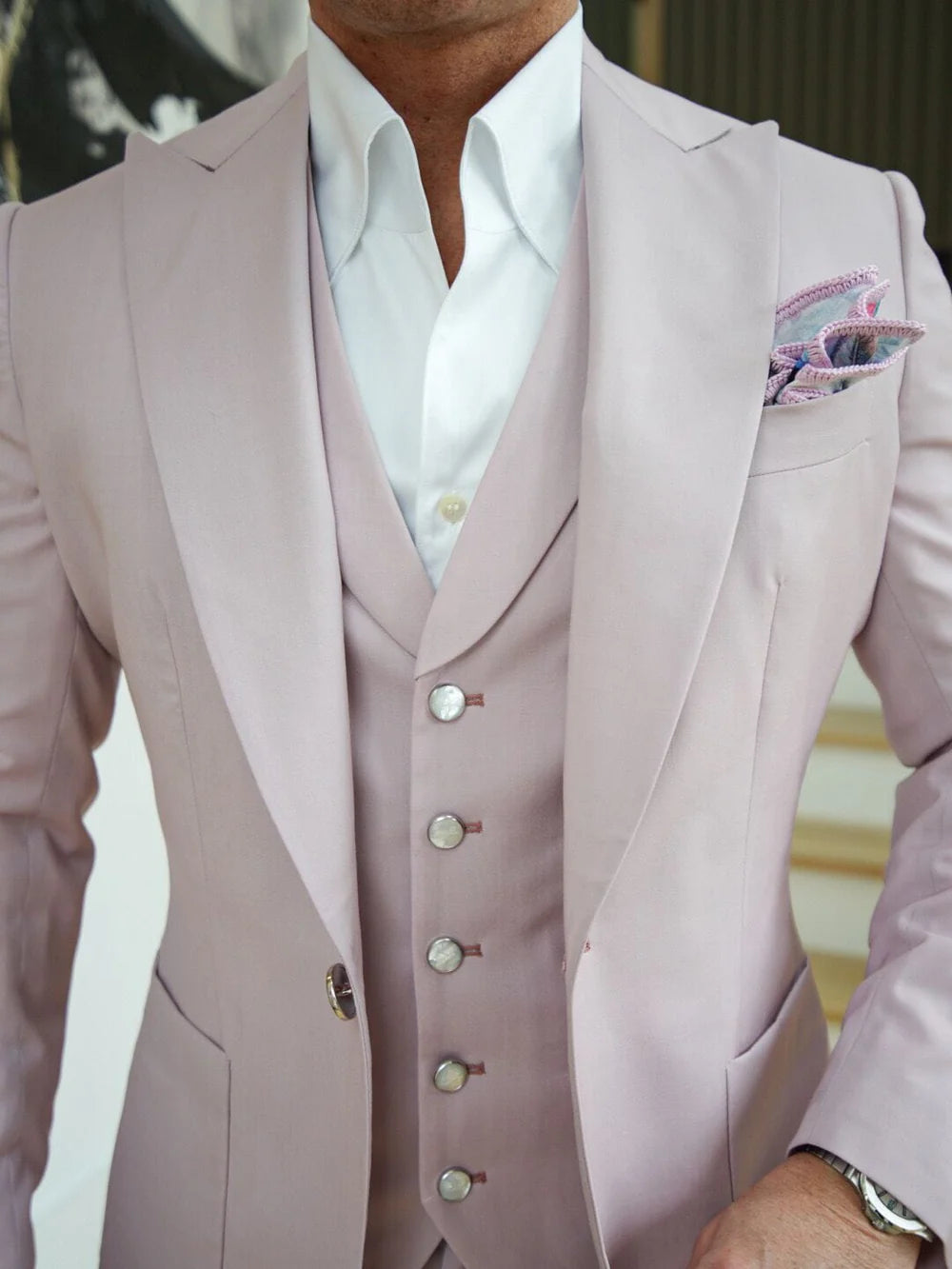 Classic Pink Peaked Lapel Single Breasted Suit for Wedding