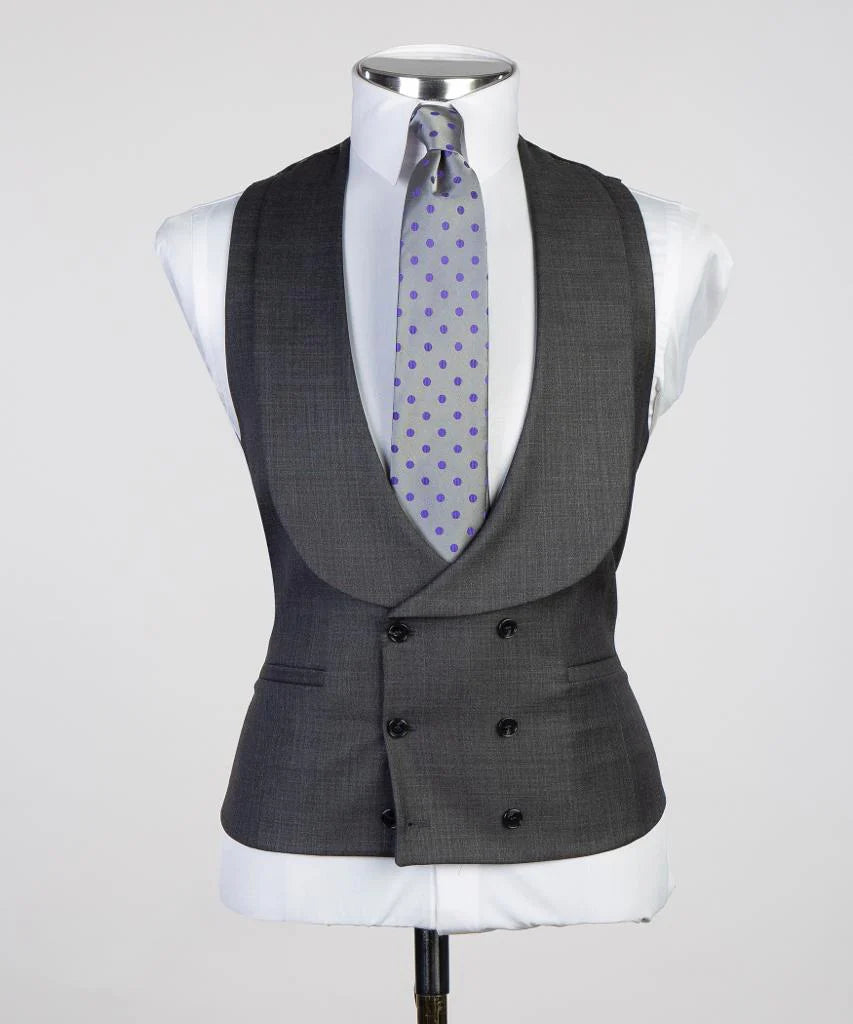 Grey Peaked Lapel Single Breasted 3-piece Formal Suits