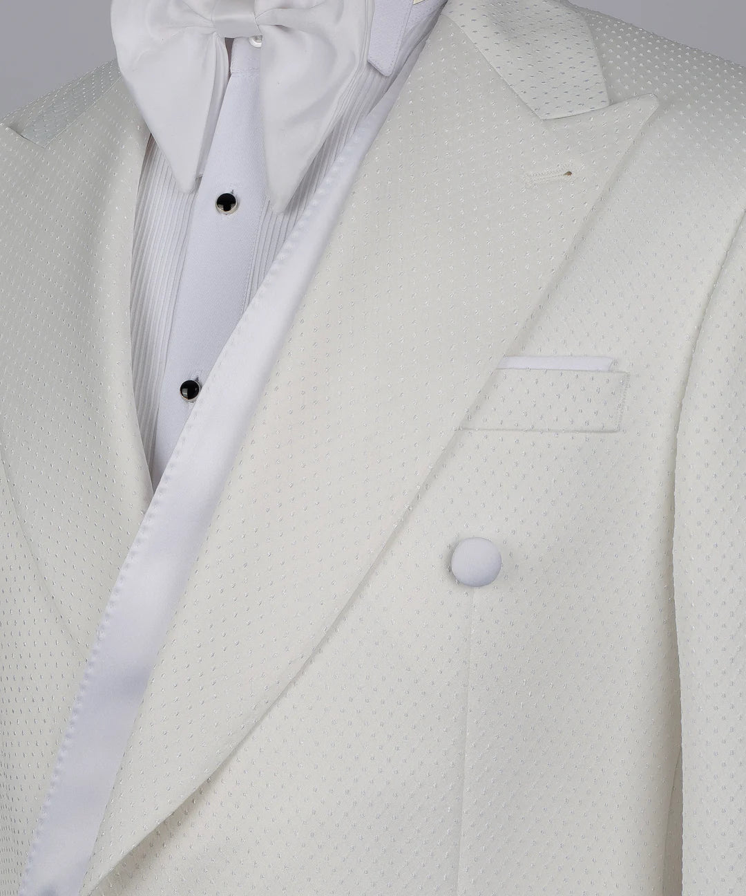 White 2-piece Double-breasted Outfit