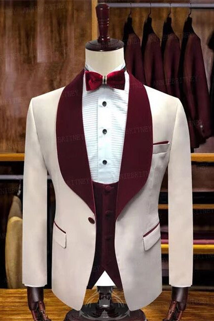 Fashion Nude Pink Slim Fit Shawl Lapel Three-piece Wedding Suits