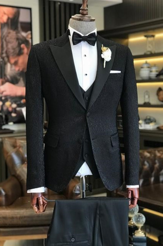 Glamorous Black Three Pieces Peaked Lapel Jacquard Prom Suits