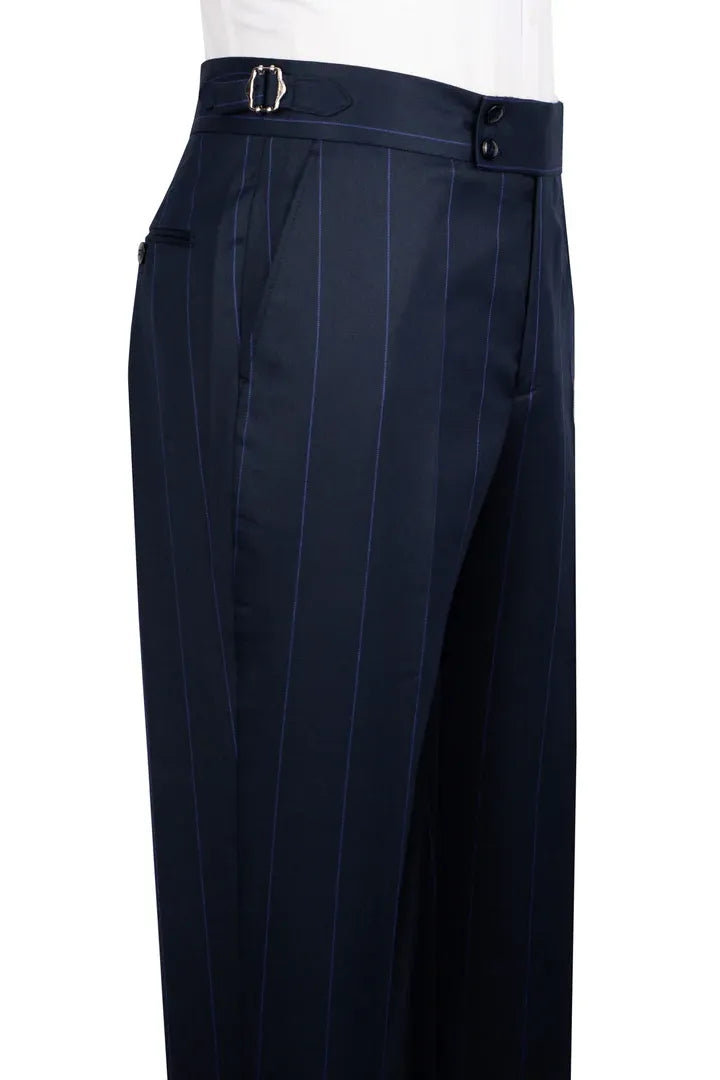 Bold Striped Double-breasted 2-piece Suit