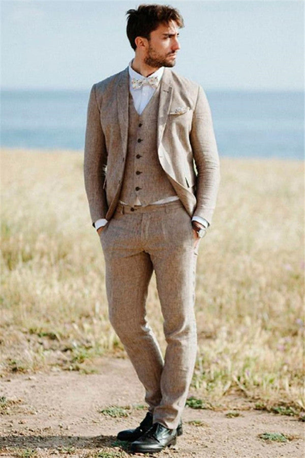 Well-cut Khaki Summer Beach Men's Suits Wedding Tuxedos for Groom