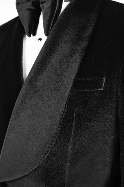 Men's Velvet Shawl Lapel Suit in Black