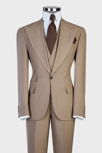 3 Piece Single Breasted Peaked Lapel  Khaki Outfits