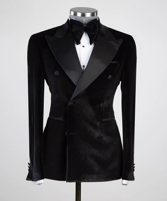 Designer Black Peaked Lapel Double Breasted Bespoke Prom Suits for Men