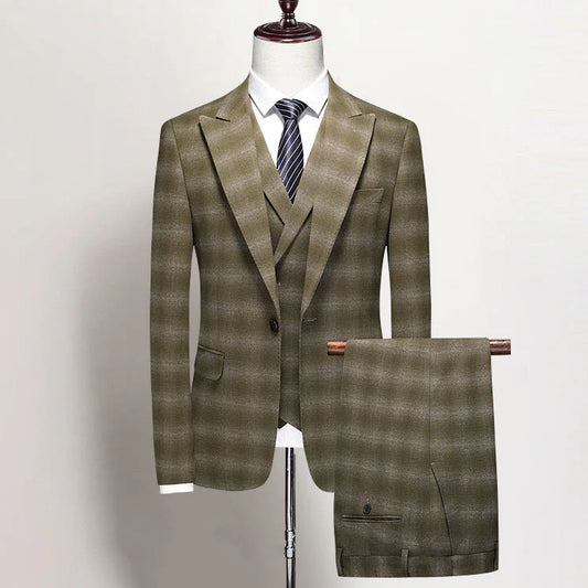 Light Green Plaid Peaked Lapel 3-piece Men Prom Suits