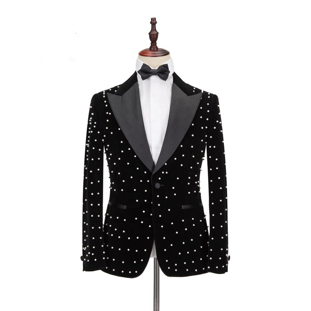 Classy Black Single Breasted Peaked Lapel Men Suits for Prom