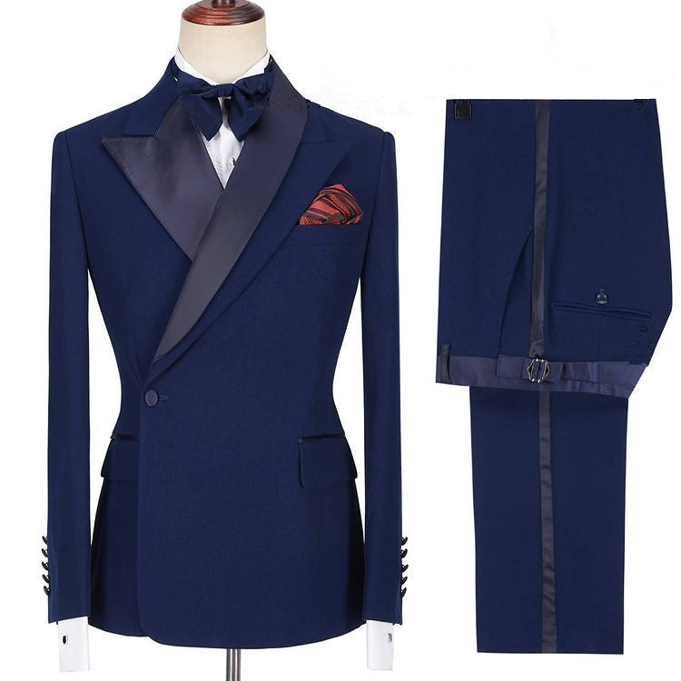 Dark Navy Peaked Lapel Classic Men Suits for Prom