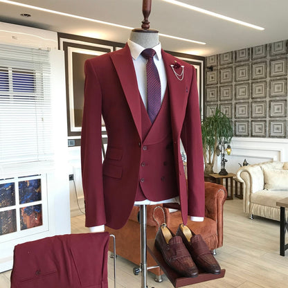 Dark Red Three Pieces Peaked Lapel Men Suits