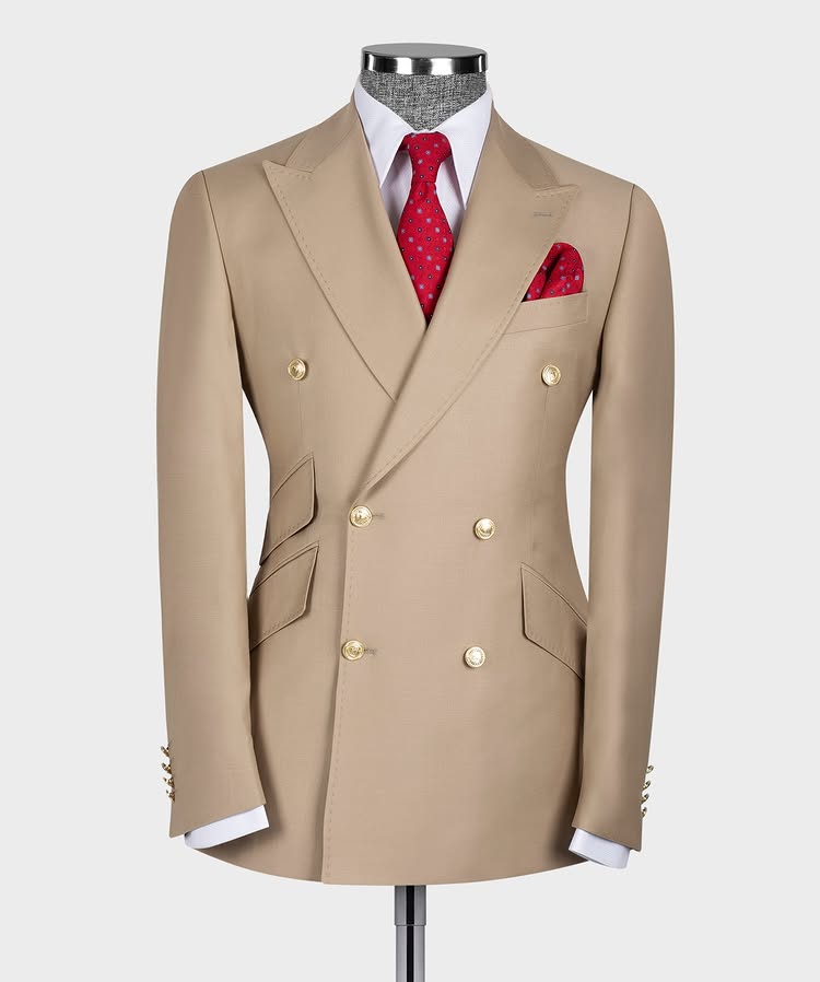 Latest Peaked Lapel Light Khaki Double Breasted Suit for Prom