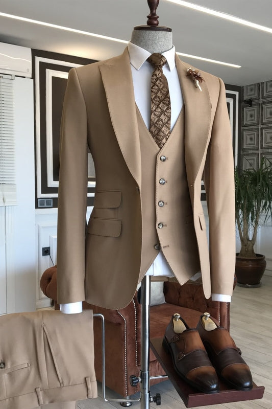 Khaki Peaked Lapel 3-piece Business Suit for Men