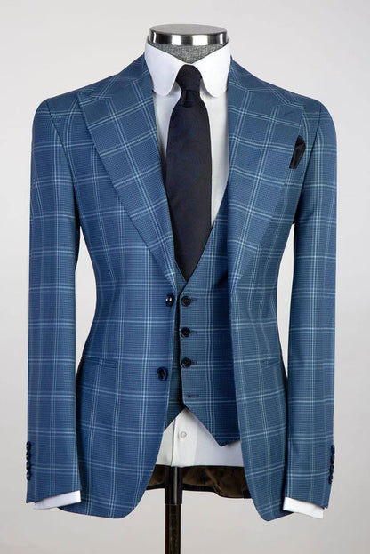 Wide Lapel Plaid 3-piece Suit in Navy