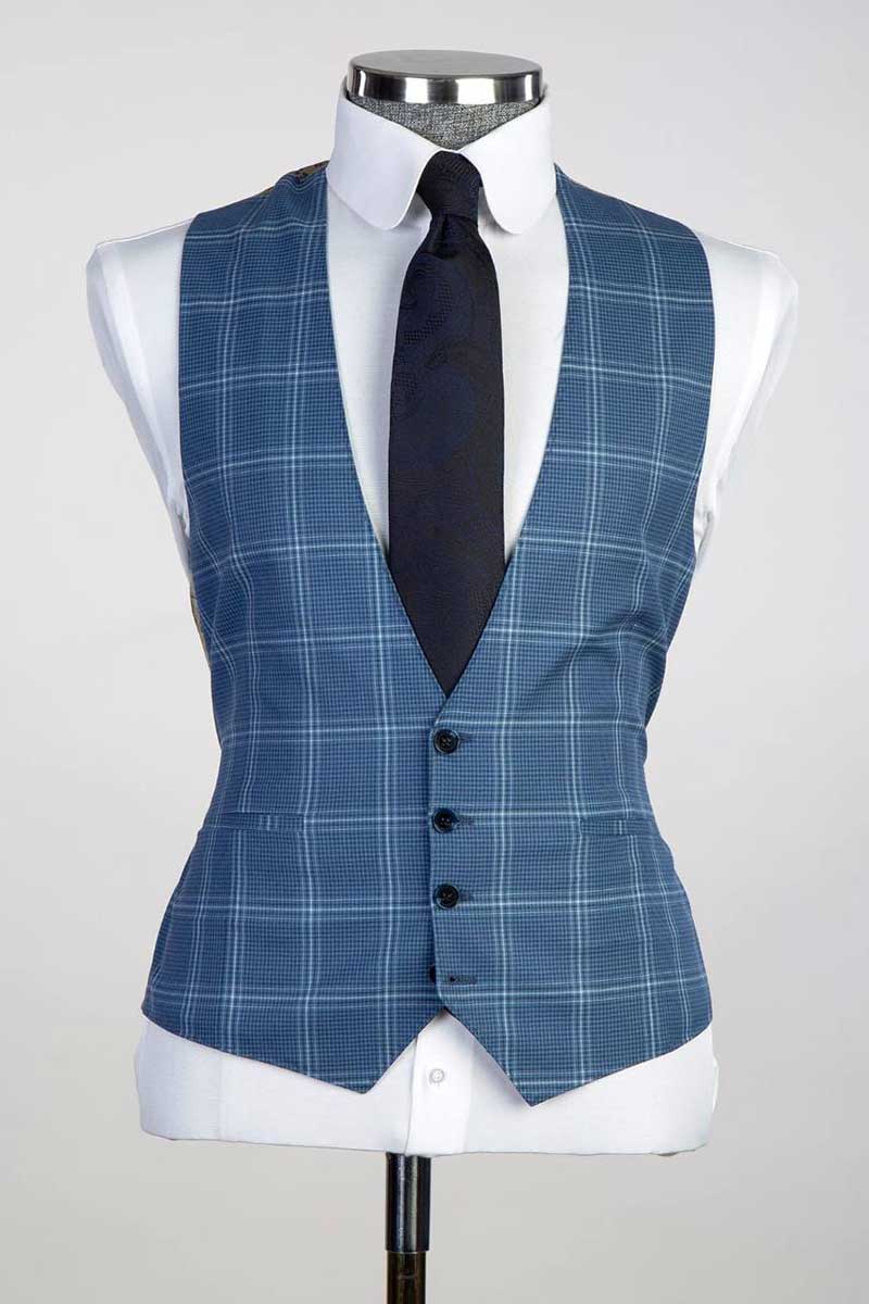 Wide Lapel Plaid 3-piece Suit in Navy