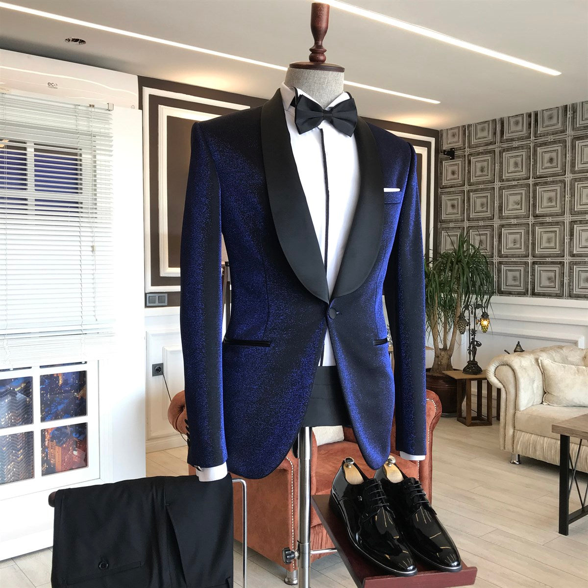 Sparkly Navy Blue Shawl Lapel Wedding Suits with Black Lapel for Groom