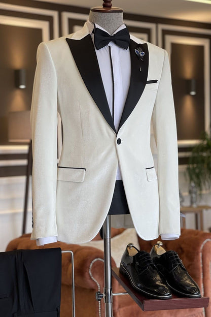 White 2 Pieces Peaked Lapel One Button Prom Suits for Men