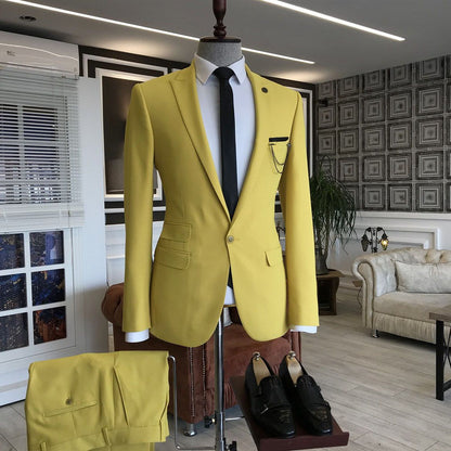 Yellow Peaked Lapel One Button 3 Flaps Men Prom Suits